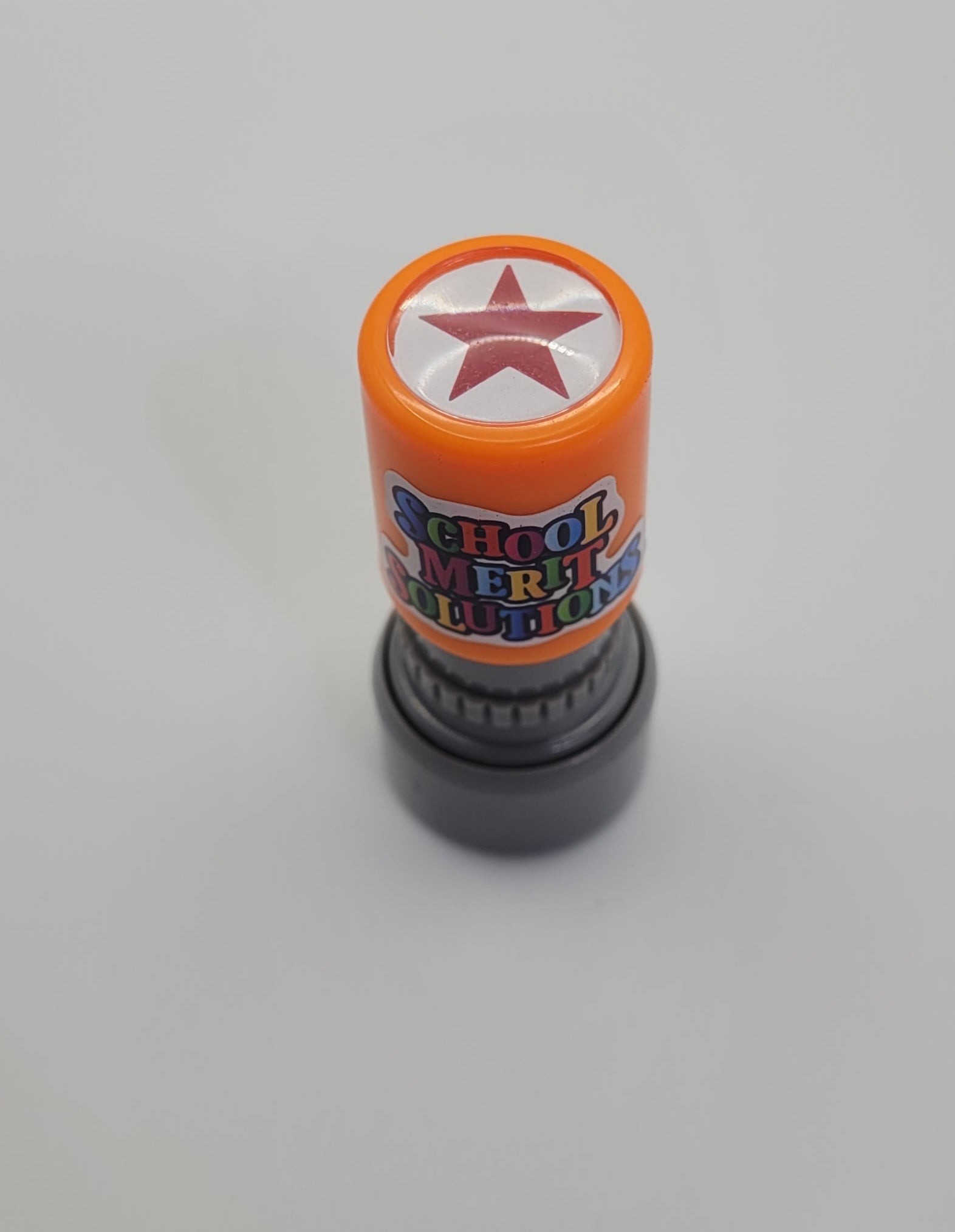 13mm Red Star Round Merit Stamp